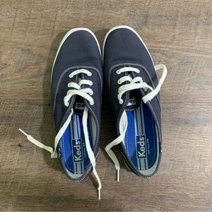 Dark blue classic Keds